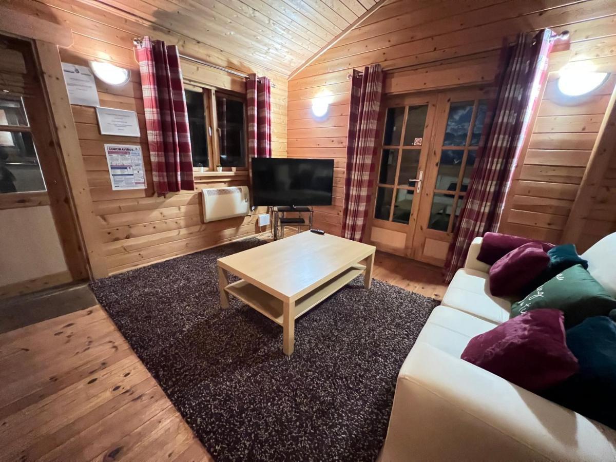 Tufty Lodge, Lake Pochard Lodge 9 南塞尔尼 外观 照片