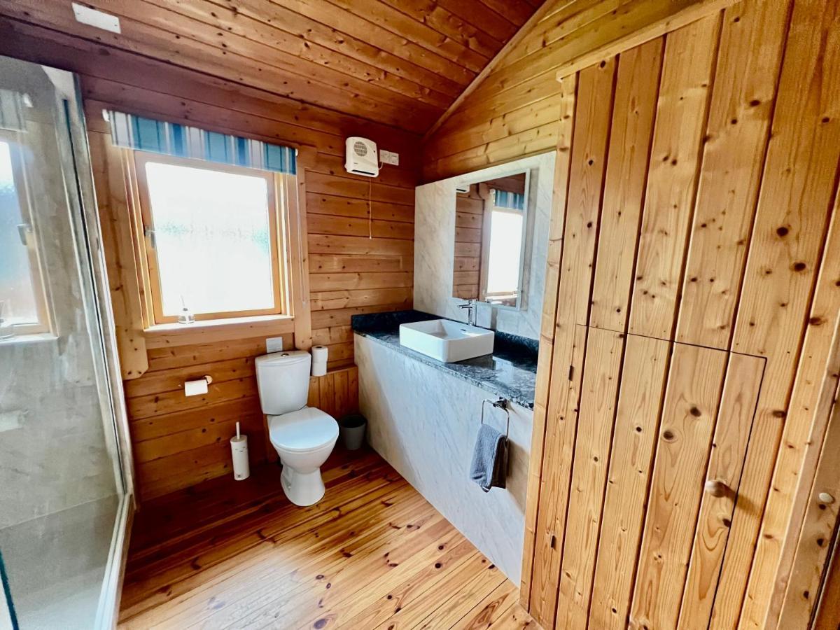 Tufty Lodge, Lake Pochard Lodge 9 南塞尔尼 外观 照片